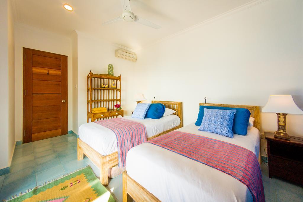 אמד Aquamarine Beach Villas מראה חיצוני תמונה